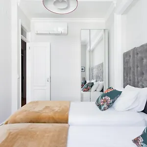 Apartment Center Iv, Lisbon